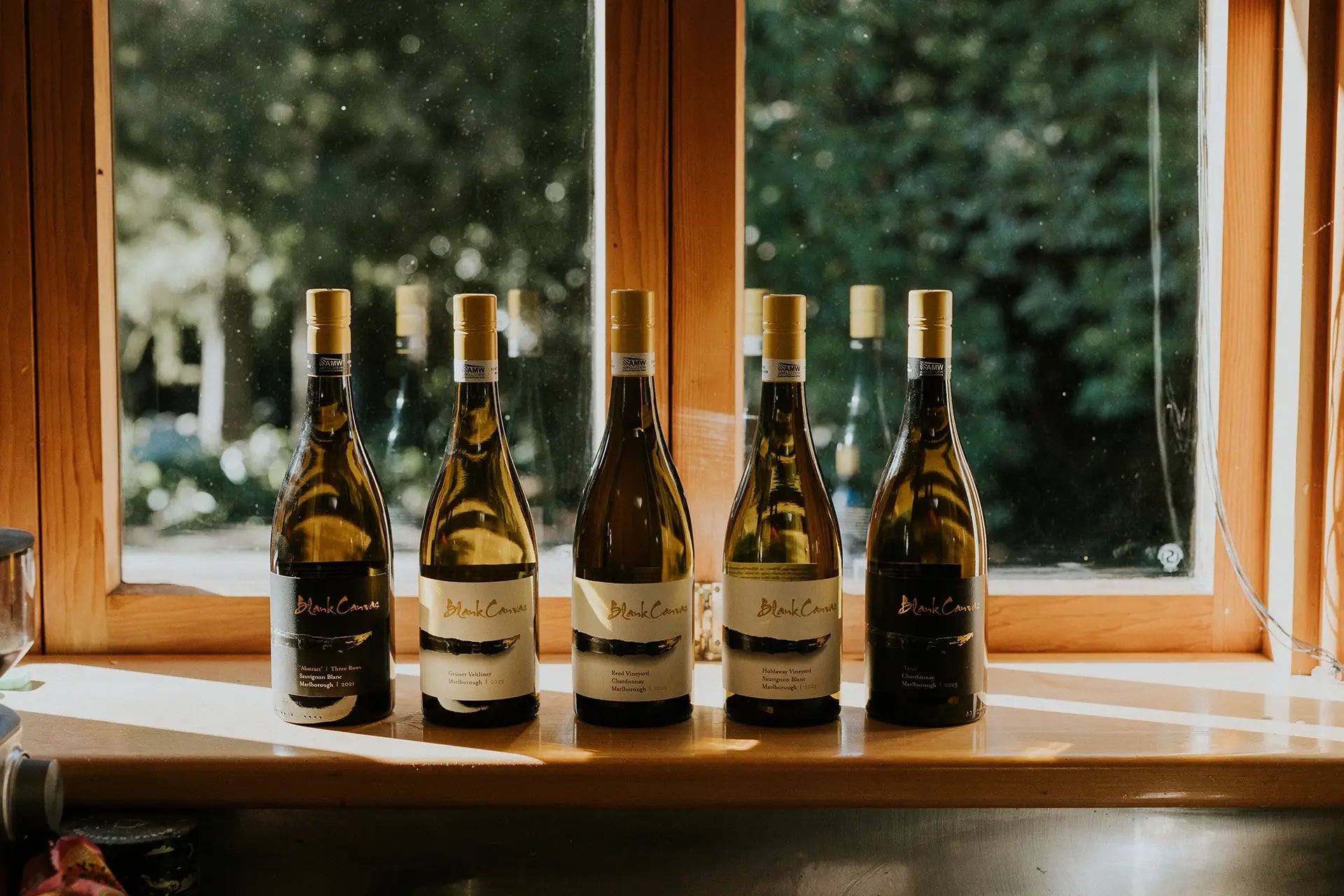 Blank Canvas - Premium White Wines in New Zealand - Patron Club Subscription.